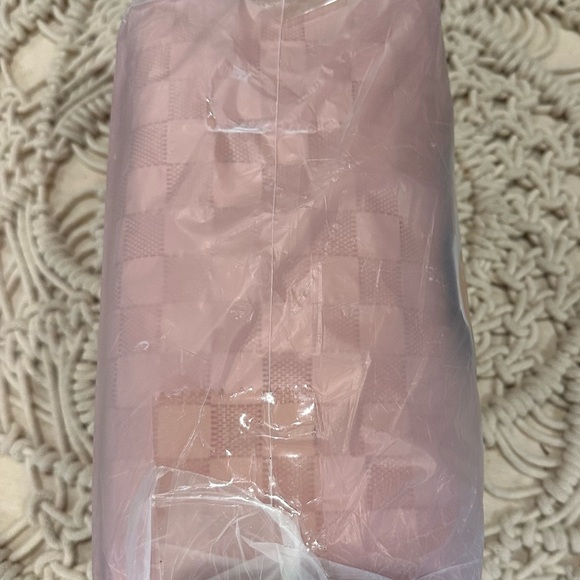 Pink Checkered Women's makeup/ toiletry Bag - Picture 6 of 13